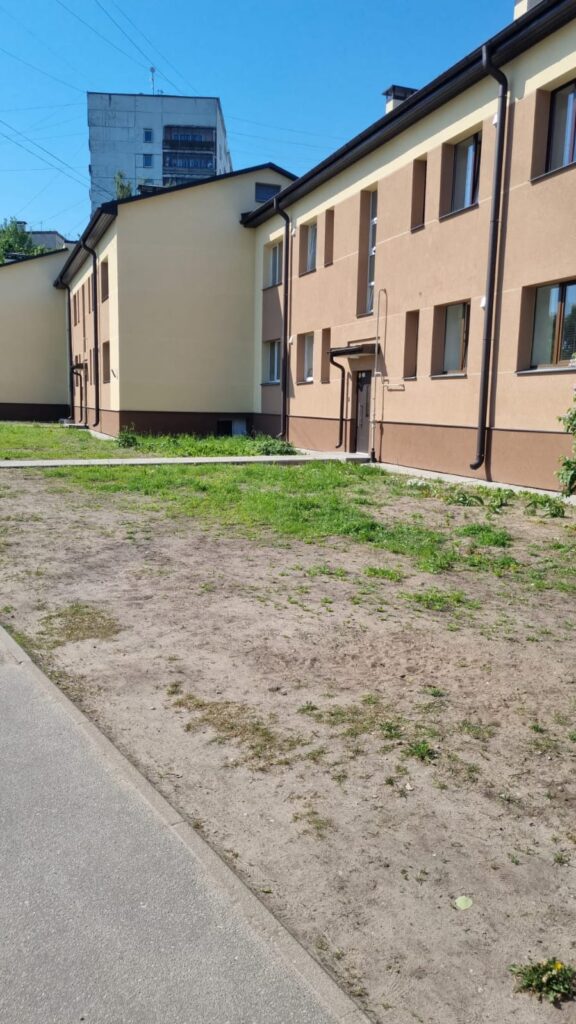 Teritorija pirms labiekārtošanas